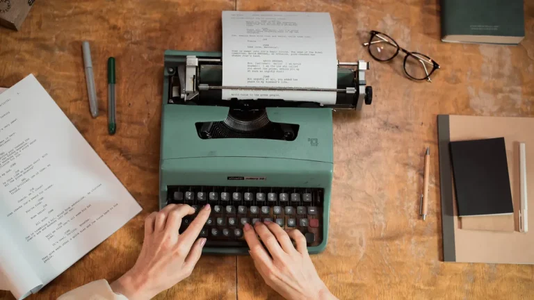 How to Transform Source Material Into Original Blog Posts
